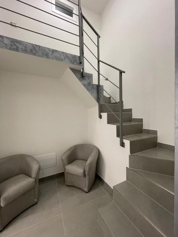 3 Rooms Chiaia เนเปิลส์ ภายนอก รูปภาพ